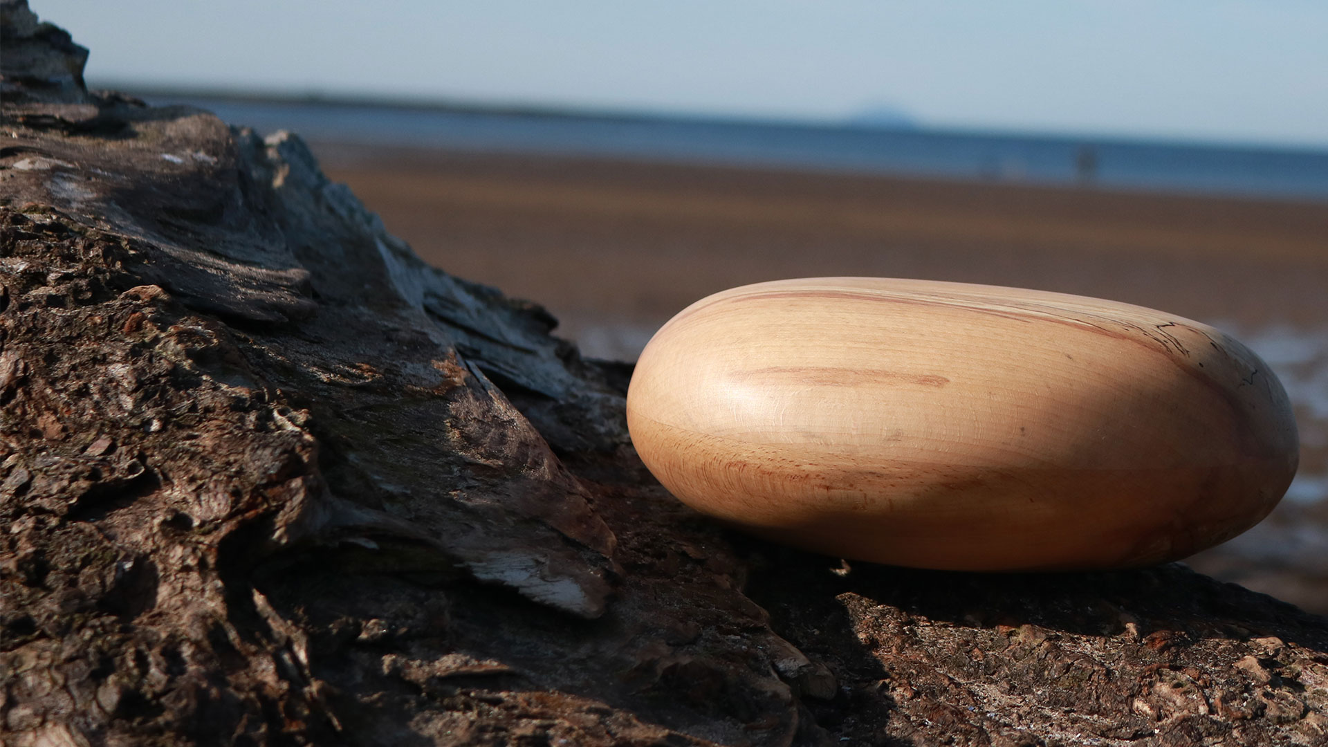 Pebble Urn Shoreline Rocks